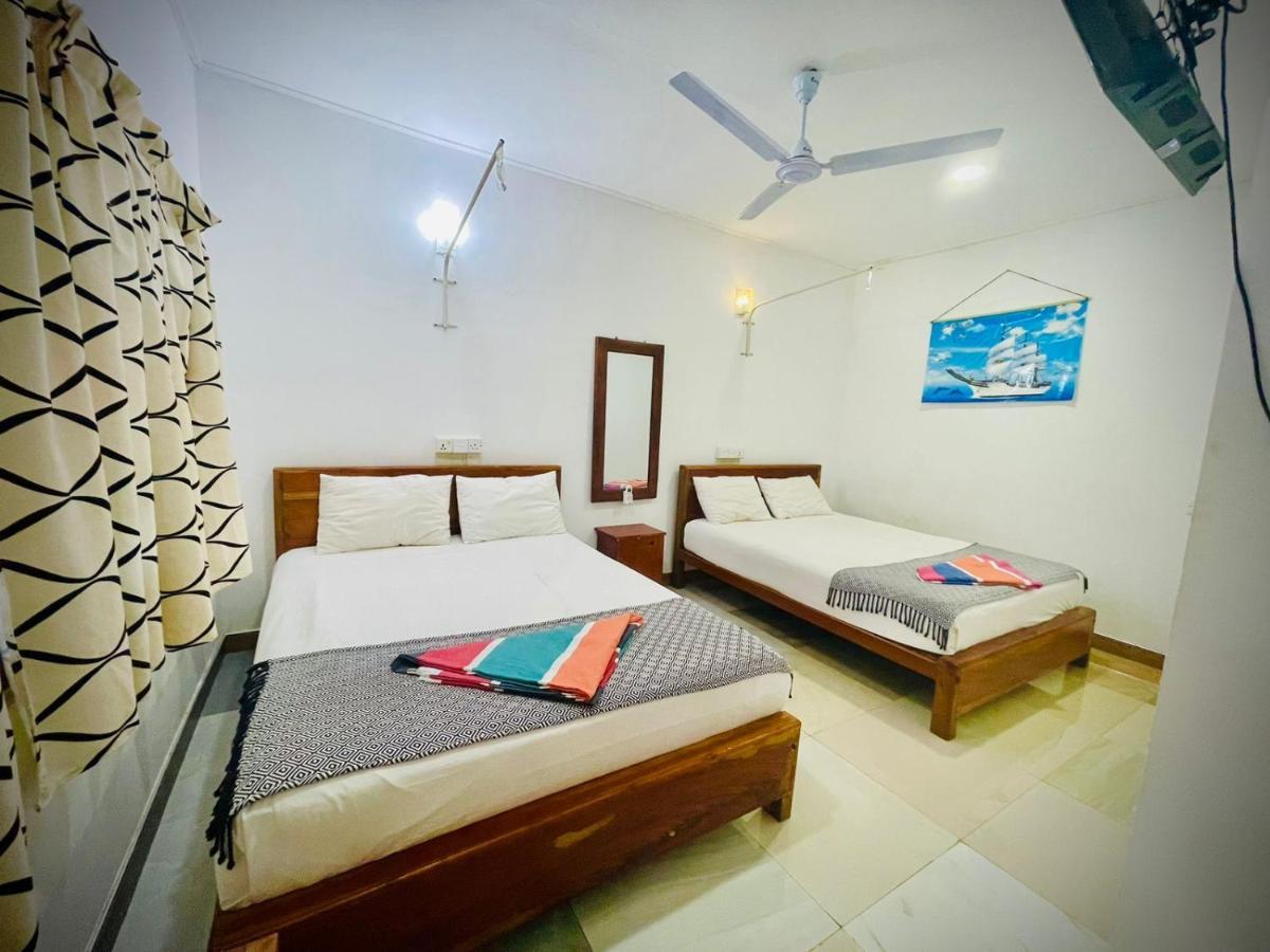Trinco Star Cabana Trincomalee Extérieur photo