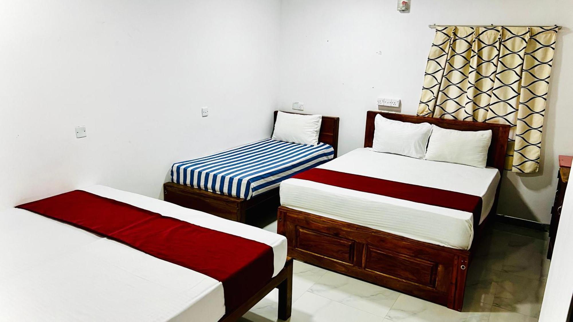 Trinco Star Cabana Trincomalee Extérieur photo